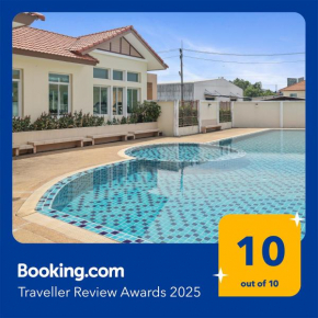 Phuket 3-Bedrooms 220 m2 Private XL-Family Villa
